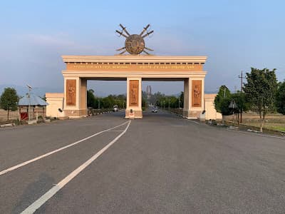 Statue of Paona Brajabashi at Khongjom